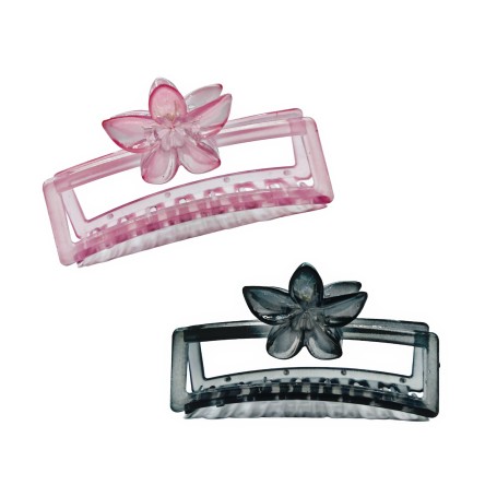 PINZA FLOR CON CADENA $18